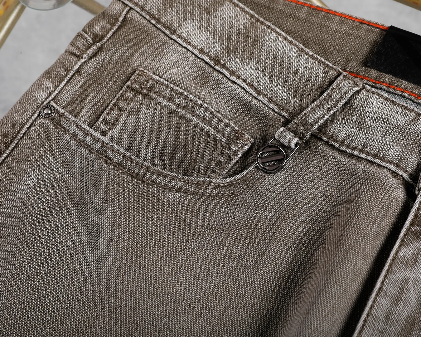 ZEGNA NO：38061 Size ：30 To 42 yarda Lightweight jeans（ ）